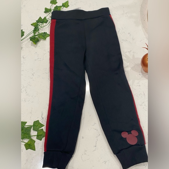 Mickey Mouse 4T kids comfort bundle - Picture 6 of 10